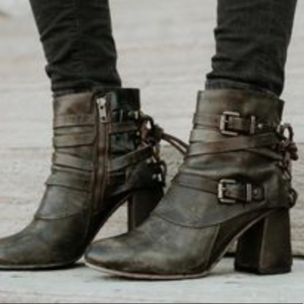 ISO Freebird HERO boot in Black size 9